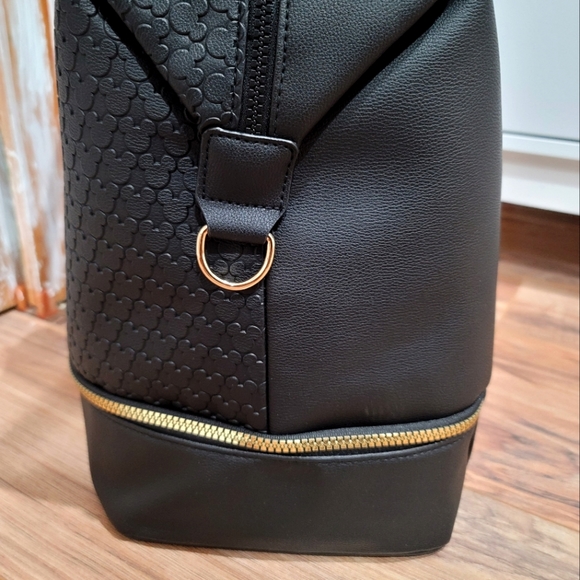 NWT Disney Mickey Mouse Embossed Weekender - Picture 8 of 15